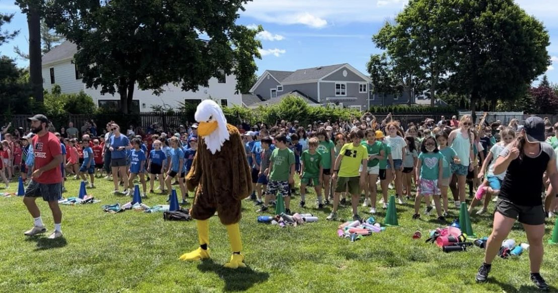 AH Field Day ‘22 ☀️ <a href="/EUFSDWellness/">Kristina Caridi</a> <a href="/BernaboOctavio/">Coach Okie</a> #elempe #eastchester