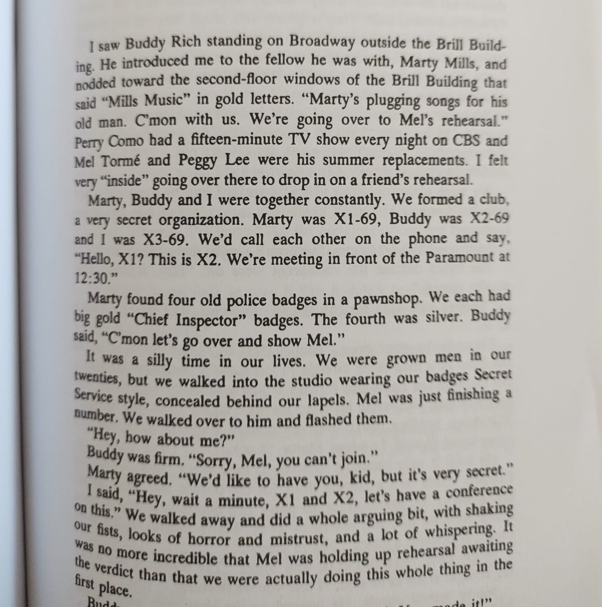 Rarified Heir Podcast (@rarifiedheirpod) on Twitter photo RHP engineer/editor/producer/V.O. announcer @Oldvalvemic wanted a copy of Sammy Davis Jr.’s Yes I Can” after hearing <a href="/daisytorme/">Daisy Tormé🟧</a> & <a href="/jamestorme/">James Tormé</a> on the podcast talking about our parents & sent us this today. Mel Torme, Buddy Rich, <a href="/MartinMillsPhot/">Martin Mills Photography</a> & Sammy - the original Rat Pack? RHP engineer/editor/producer/V.O. announcer @Oldvalvemic wanted a copy of Sammy Davis Jr.’s Yes I Can” after hearing <a href="/daisytorme/">Daisy Tormé🟧</a> & <a href="/jamestorme/">James Tormé</a> on the podcast talking about our parents & sent us this today. Mel Torme, Buddy Rich, <a href="/MartinMillsPhot/">Martin Mills Photography</a> & Sammy - the original Rat Pack?