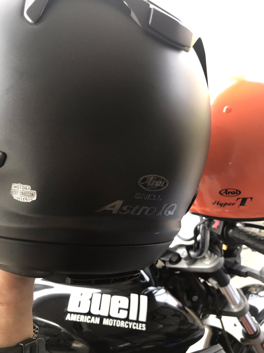 kohtamu's tweet photo. アストロIQにプロシェードシステムをインストール!ピンロックシートも初めてなんで早く被って走るの楽しみ♪ #Arai #アライヘルメット #AstroIQ #プロシェードシステム https://t.co/UTsQE7Wnku