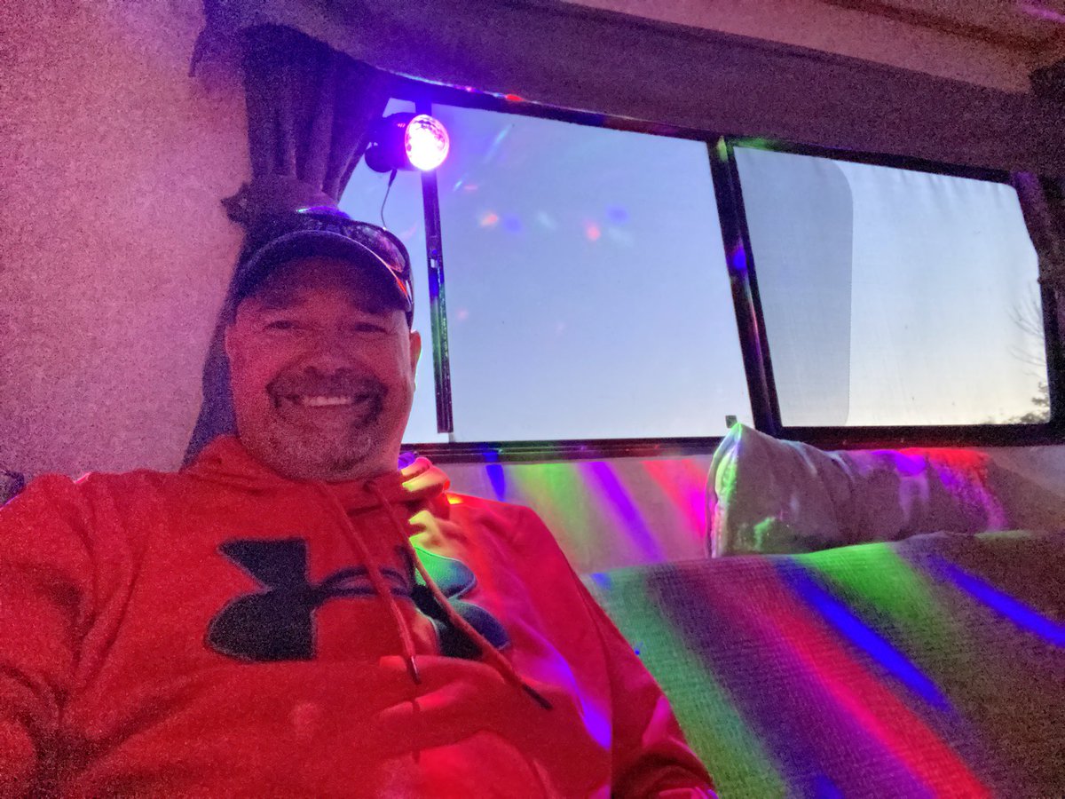 flash_baylor's tweet photo. What a hero!  I’m on a house boat with a light show. Yup, Mitchy is here. https://t.co/1oc505Yf2K