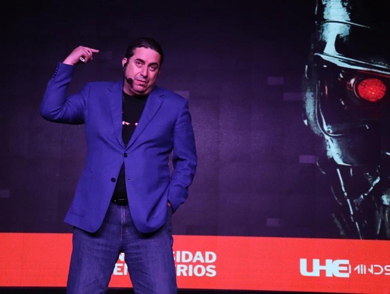 dmontenegro1505's tweet photo. La innovación fue la protagonista ayer! En la noche el fabuloso evento de la Universidad Hemisferios MINDSPACE y en la mañana SMART CITY. #Inteligencia Artificial, #Metaversos, #Tecnologías Sociales, #Educación, #Supercreatividad… todo alrededor de las #personas! https://t.co/VH27jEub9D