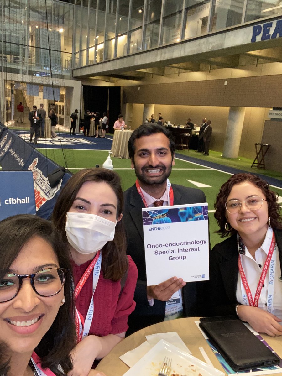 afreenshariffmd's tweet photo. We are #oncoendocrinology! @TheEndoSociety #ENDO2022 
@ohamnvik @DrAKotwal @YMMelodyCheung @CheckpointNowMD @JoyYWu @tugceakcann @dukeendocrinol1 https://t.co/UoAxY2UNb8