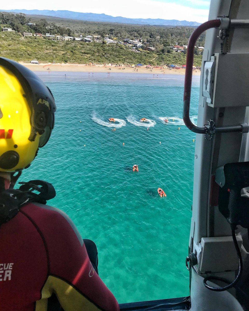 Lifesaverhelo's tweet photo. Lifesaver 23 crew checking out some of the action on the south coast at #Broulee with the @slsnsw IRB competition underway π€.
#lifesaverhelo https://t.co/jFSENVZvwP