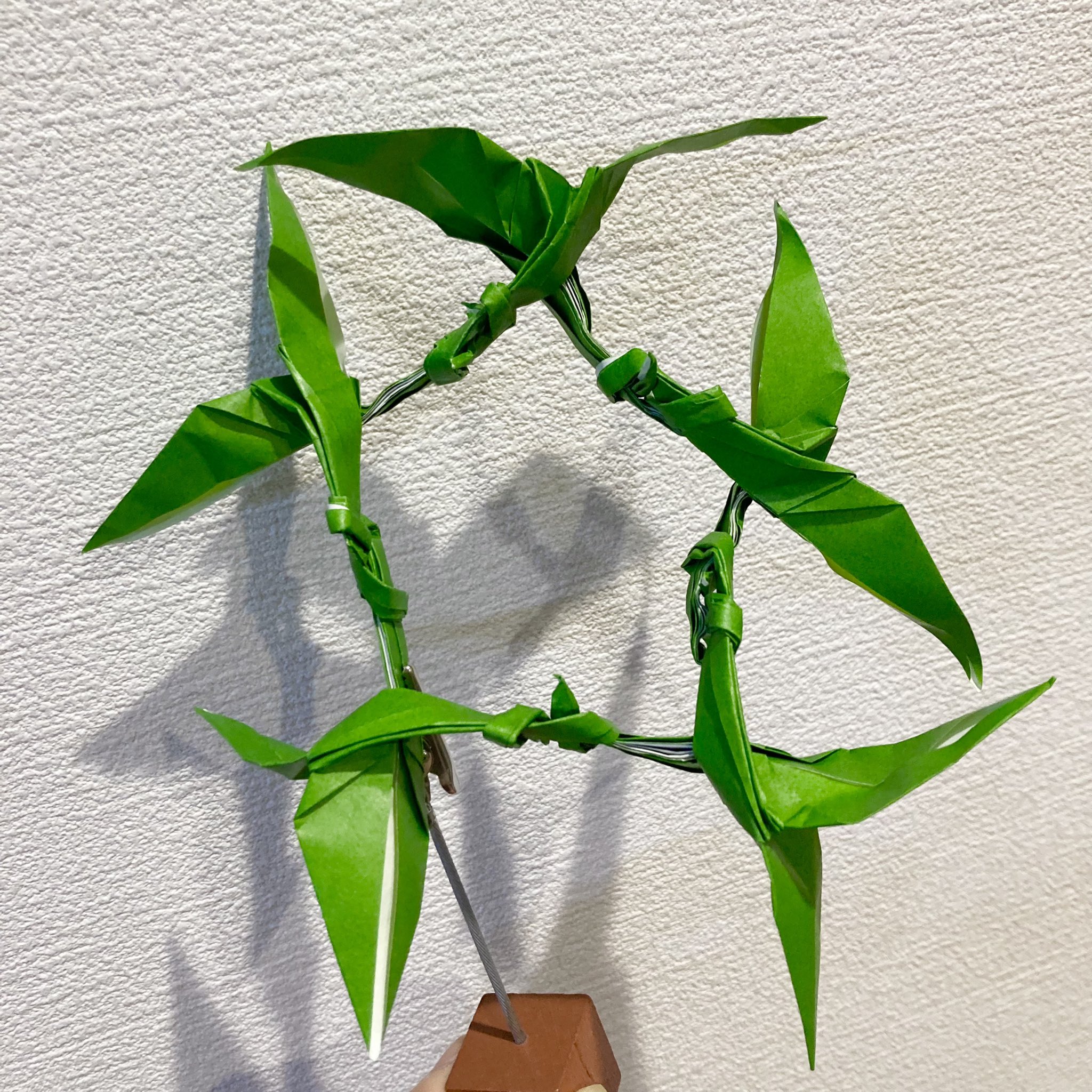 Tigerlily 脚長鶴の結び葉リース なんだそれ もっと上手く編む方法ないかな 折り紙 おりがみ Origami T Co Swyha8mtiv Twitter