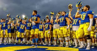 After a great conversation with @TerenceArcher I am humbled to receive my 7th Division One offer to the University of Delaware @DelawareFB, @Coach_Rojas_UD, @WayneHills_FB , @whillsathletics.