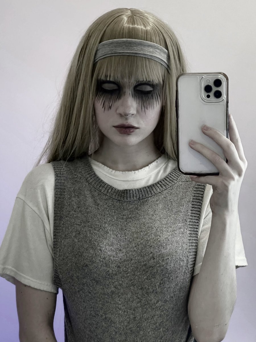 Carlos_Vassan's tweet photo. El mejor cosplay que he visto en años 😱 https://t.co/SYpEwMKxwL
