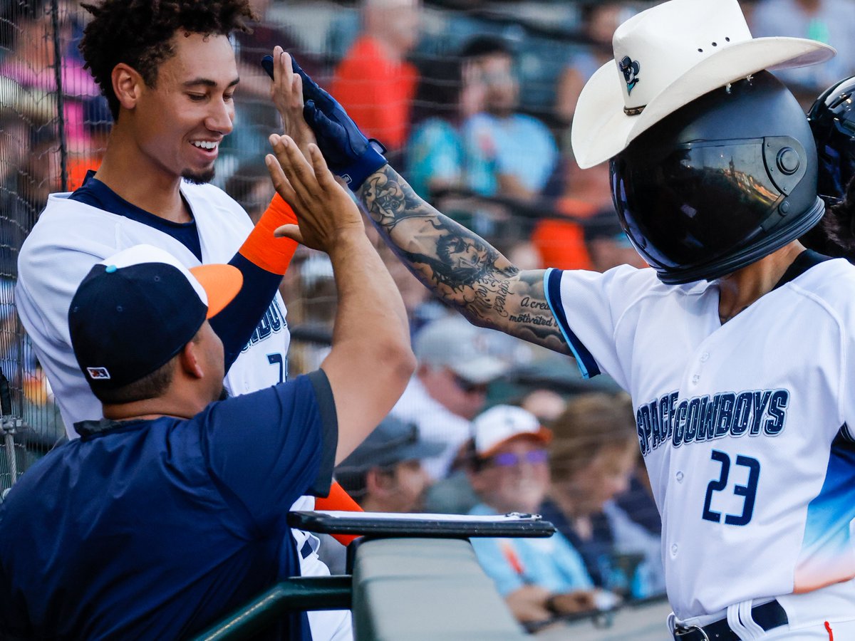 SLSpaceCowboys's tweet photo. Julks and JJ with the back-to-back boom. 🧨 https://t.co/M2BFOLYb74
