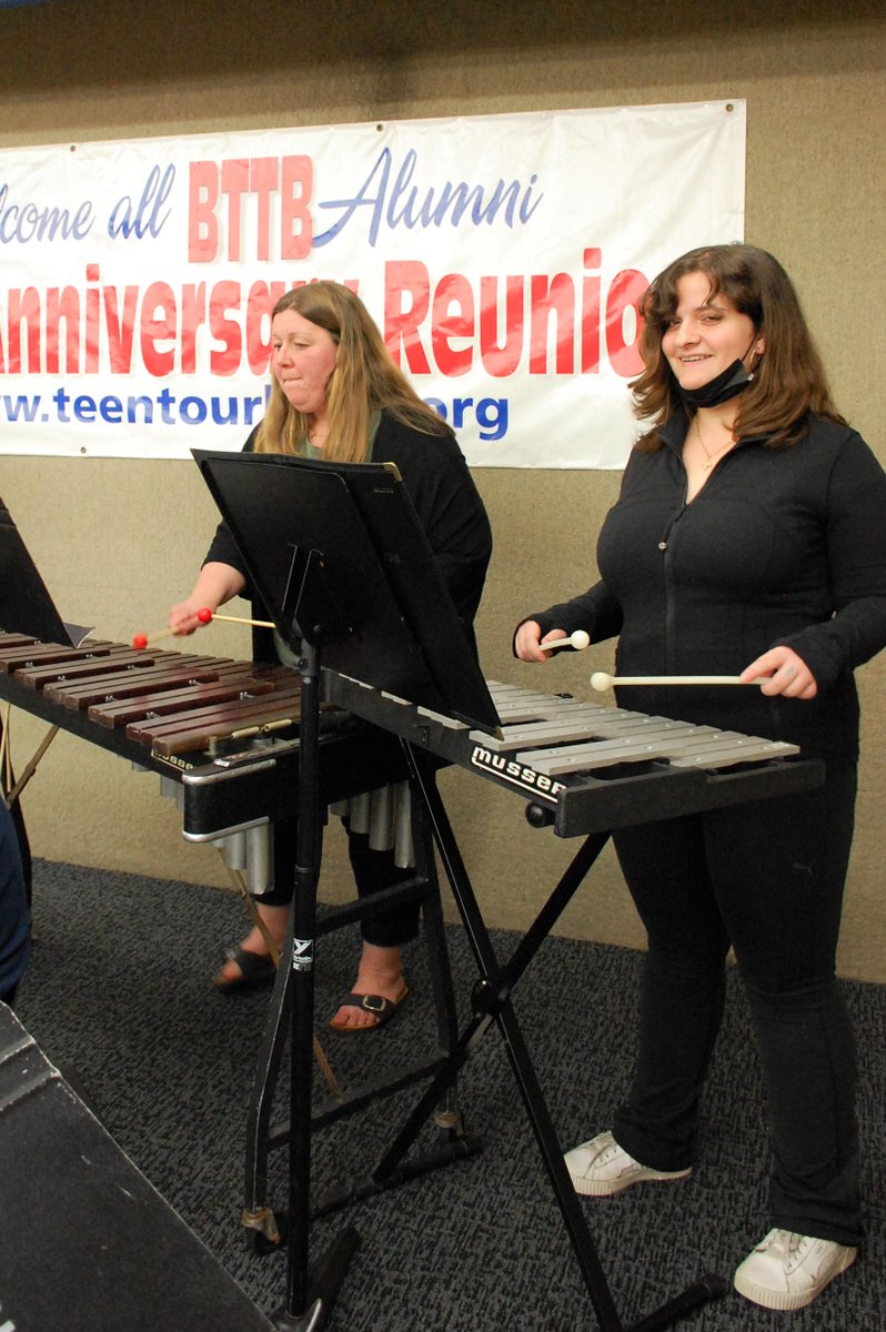 On Wednesday the Alumni joined the current <a href="/BTTB1/">Burl. Teen Tour Band</a> and the Junior Redcoats to rehearse for the Concert in the Park. If you haven't registered yet for the 75th Anniversary Reunion weekend, you can do so at: bit.ly/3FbdbHI #BTTB #BTTB75 <a href="/BTTBBoosters/">Teen Tour Boosters</a> #BurlON