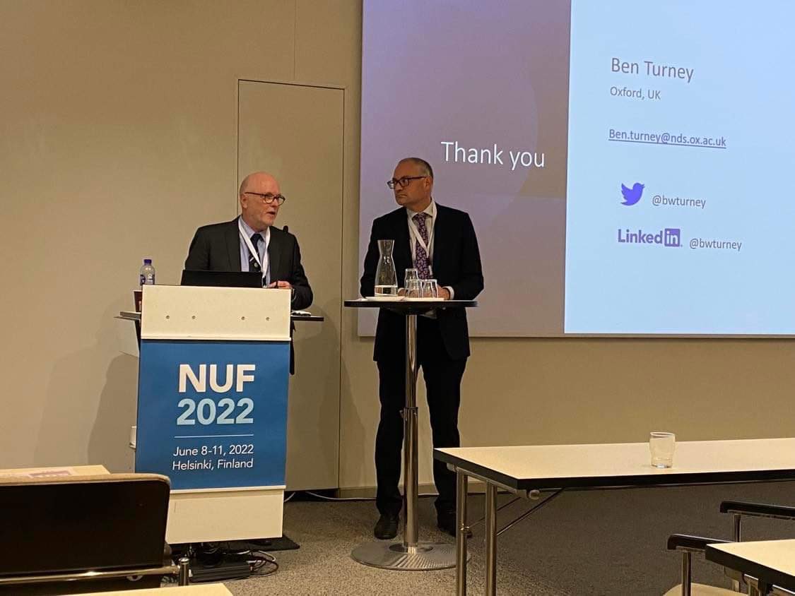 Fruitful and inspiring discussion with my friend @bwturney at #NUF2022 in Helsinki on kidney stone prevention through urinary pH modulation!
@Devicare @HeleneJung3 @UrologicalH @BJUIjournal https://t.co/tXGvW95PGh