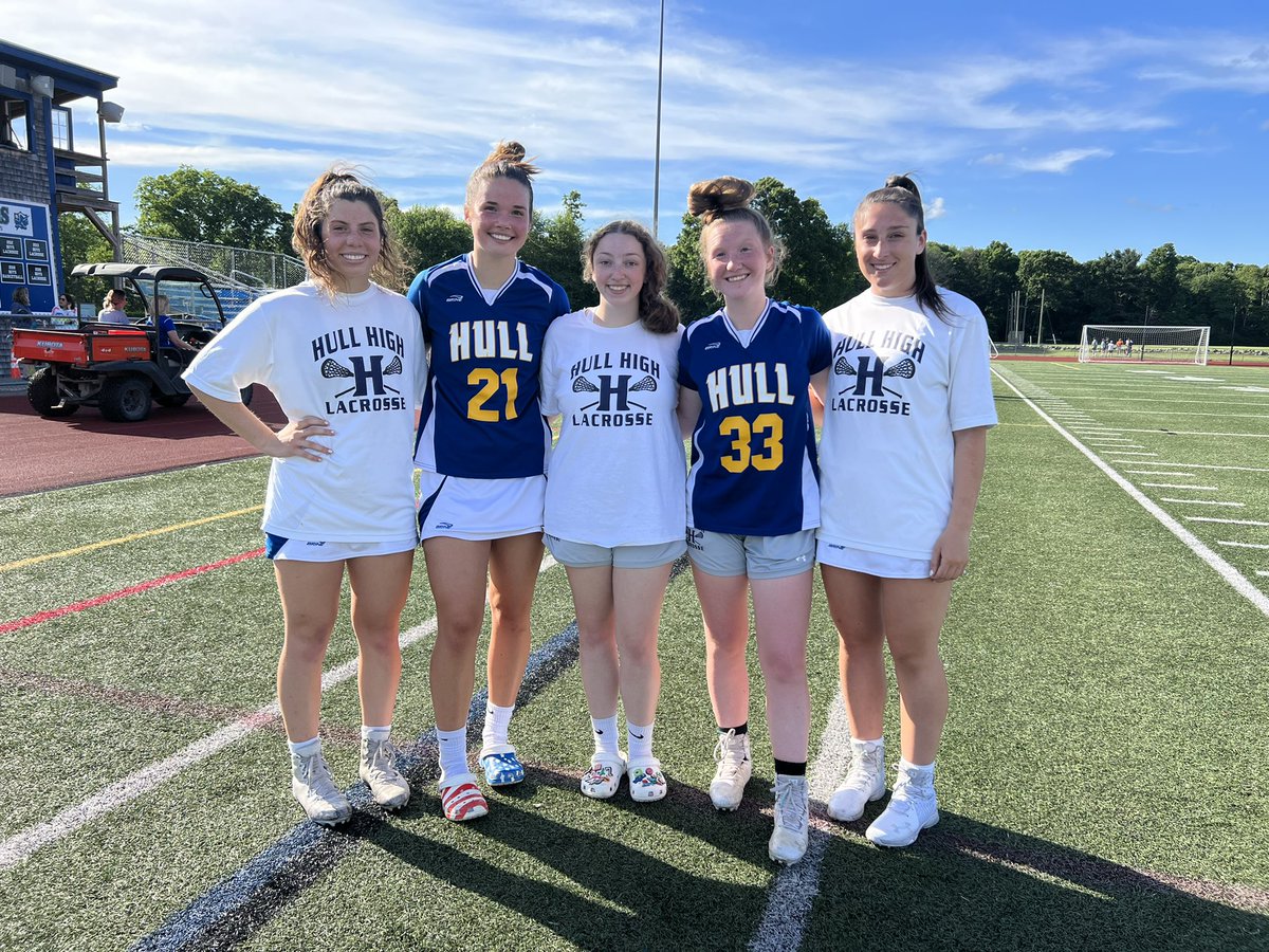 HullGirlsLax's tweet photo. Hull 1, Dover-Sherborn 20
And so it ends. Super proud of the girls for working hard all season and we will all miss a really great group of seniors: Nina, Faye, Brianne, Haylee and Grace.. most who have been around since 8th grade.. took the program up a notch!! @HullPirates #HK https://t.co/Gi0SRpekuR