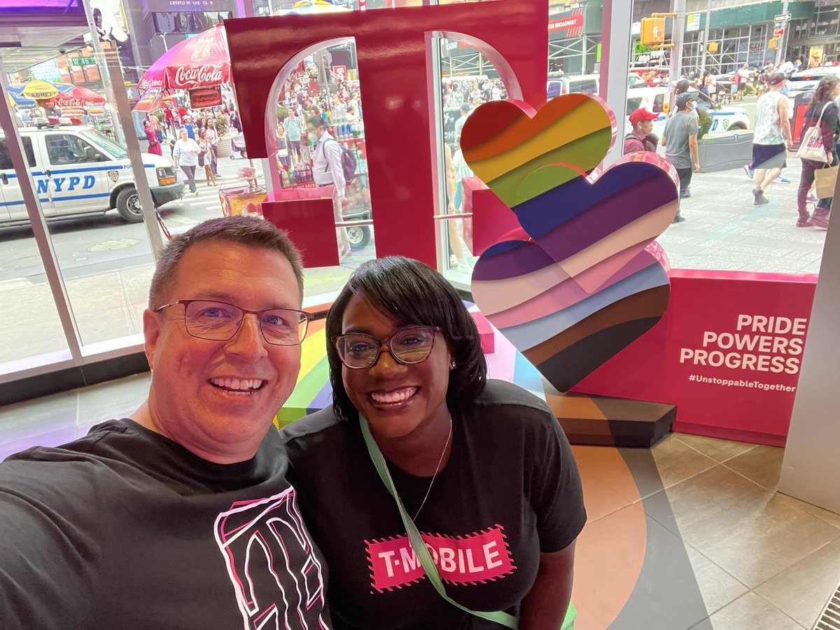 mikeluellen's tweet image. Thankful for peer partnerships and being able to hang with @ipage06 in NYC earlier this week. #EastUnleashed