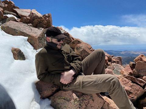 Vegan_Fanatic's tweet photo. I climbed to the summit of Pike’s Peak in Colorado on Monday. 🏔

7 hours, 11 miles, 3200 ft of elevation gain, up to 14k ft elevation at the top.

I was definitely not acclimated to the elevation and this was my first 14’er but I did it!

All vegan of course, even my boots 🌱 https://t.co/H6lsafhikW