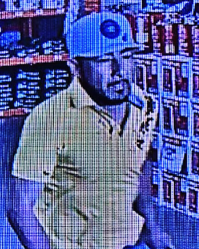 McKinneyPolice's tweet photo. *PERSON OF INTEREST: BATHROOM VOYEURISM*
 
KNOW HIM? On May 31, a customer using the restroom at the Home Depot in the 1500 block of N. Central Expy. reported that this man stuck his head under the stall he was in several times. 
(MORE) https://t.co/E2GXzuR6QO