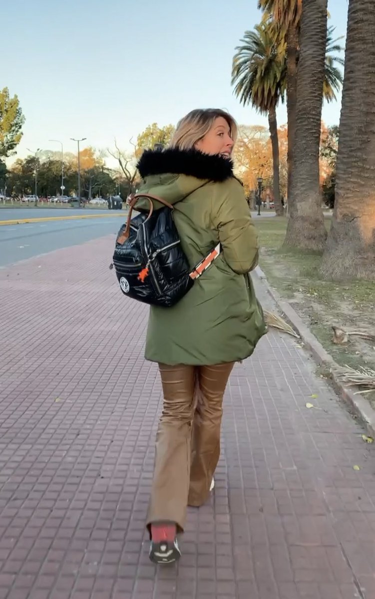 ojosdevideotap7's tweet photo. nos invitó a caminar con ella y nos charlamos todo❤️
gracias por la tarde más hermosa
te amo florbe<3 https://t.co/ktfxvhSCC3