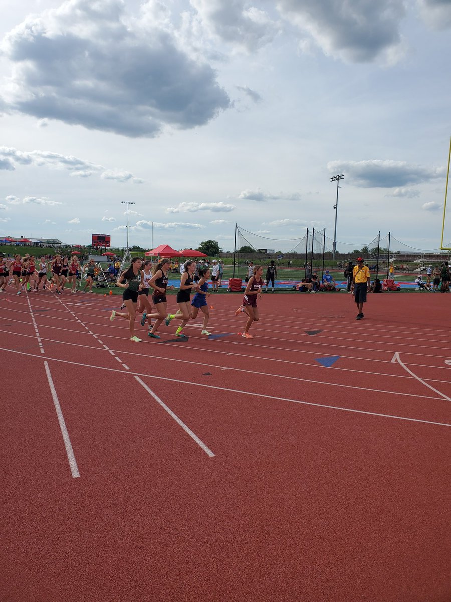 WHSwarriorTrack's tweet photo. Congratulations to Macie McCracken for placing second in the 3200m at the New Jersey Group 1 State Championships!! She beat her personal best and school record with a time of 11:31.25! We're so proud of you! @WildwoodPSD @CMCSports https://t.co/bEO6Z9Akov