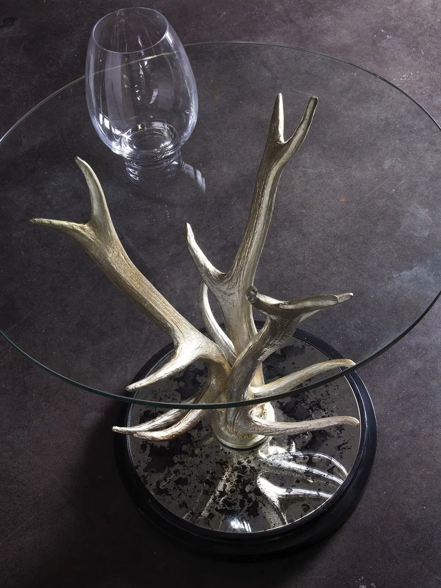 SedlakInteriors's tweet image. These faux antlers have a silver leaf finish with an antique mirror on the base, and a lay-on tempered glass top
buff.ly/36sNDsN
.
.
.
#Artistica #LivingRoom #LivingRoomTable #LivingRoomInspiration #FauxAntlers