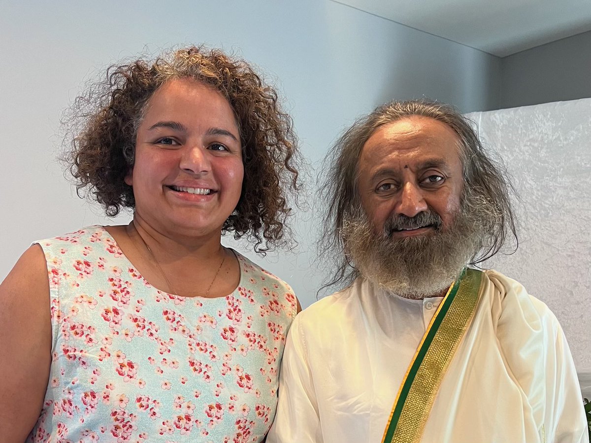 Gurudev Sri Sri Ravi Shankar tweet media
