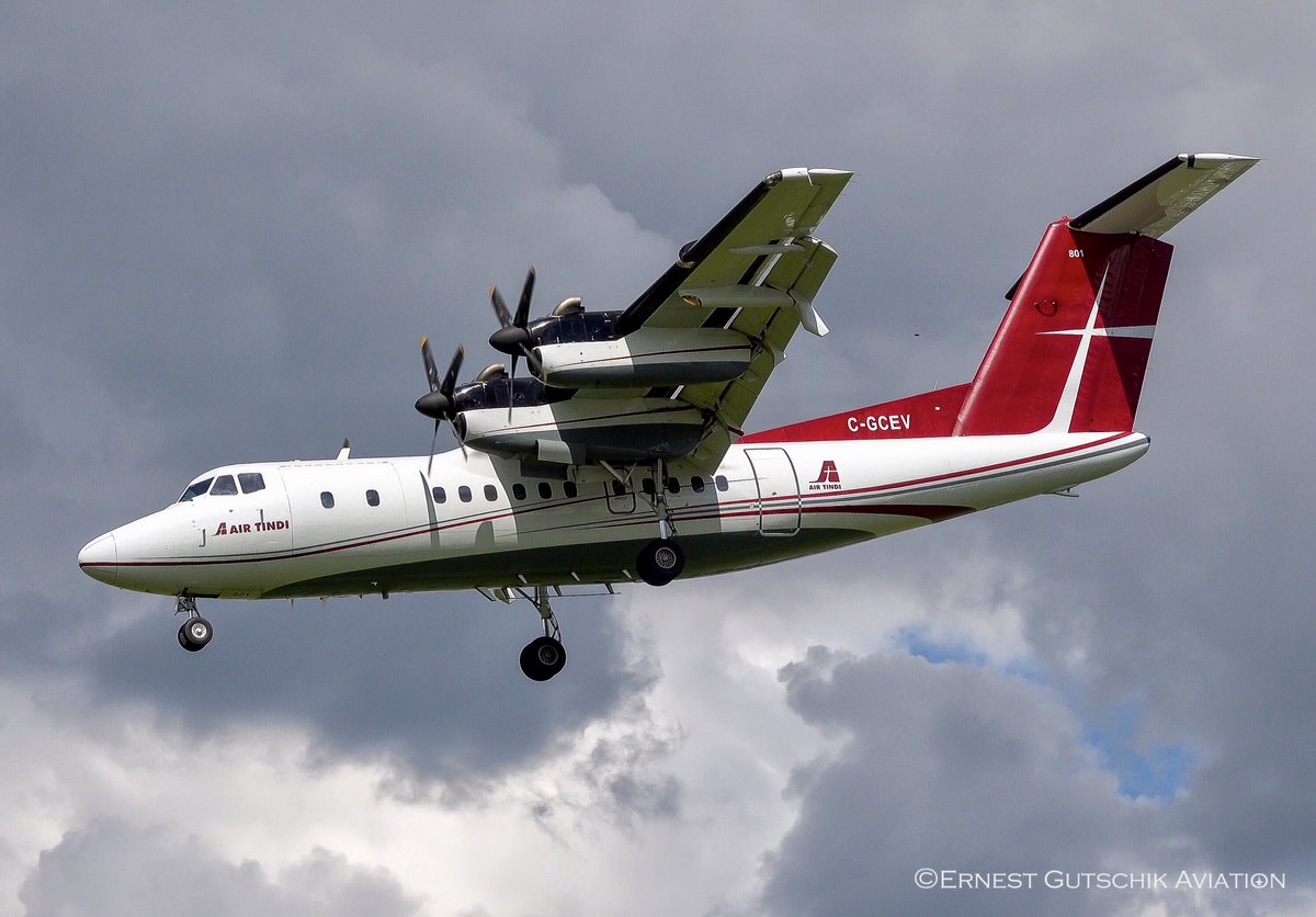 PHOTOS Private de Havilland Canada Dash 4 Caribou and Air Tindi de Havilland Canada Dash 7 arriving on RWY 33 at Toronto Downsview from Toronto Pearson and Thunder Bay respectively. Here for a private event to be held at the airport on Saturday. 📸 June 2022.
