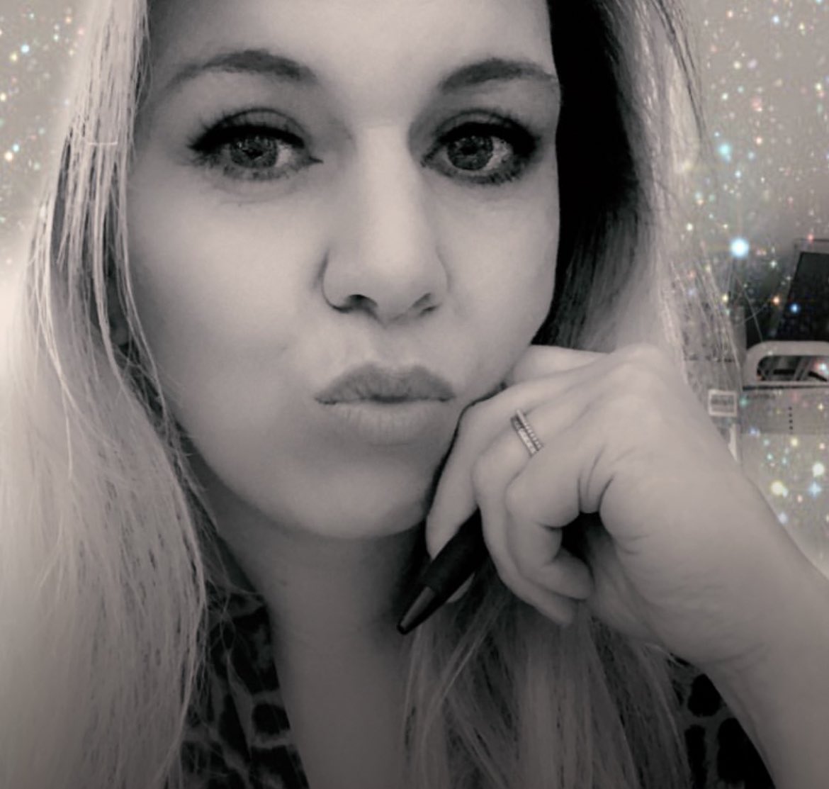 Sweet goodbye.. 😘