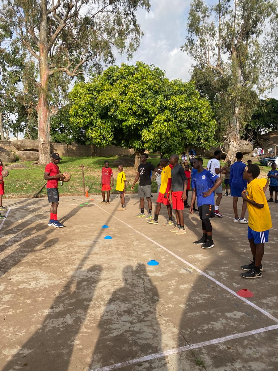 _Sunsbasketball's tweet photo. SUNS BASKETBALL ACADEMY secondary school clinic/outreach PROJECT 3 in 1 tagged TIM
T-TEACH BASKETBALL
 
I-IMPACT SOUND KNOWLEDGE 

M-MAKE DISCIPLES 

kicked off on Wednesday 7th june 2022 with our first visit to Baptist model school here in the city of Jos. https://t.co/Sp3myLytVZ