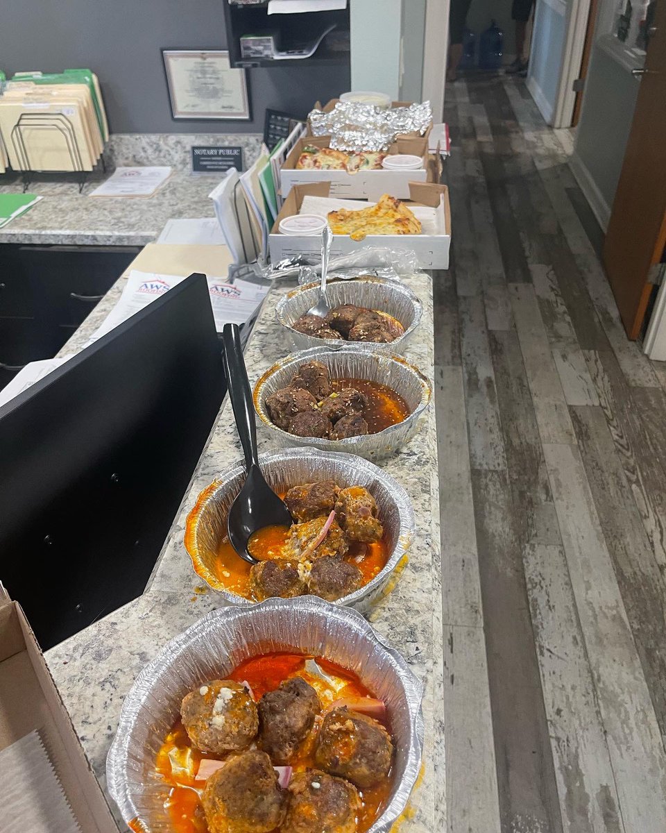 AWSroofing's tweet photo. Please help us in wishing a very happy birthday to Eddie! 🎂 Eddie has been a hardworking and dedicated employee for over 8 years. We are extremely grateful to have him as part of the AWS family!! 🥳 
#family #birthday #roofing #team #awsroofing #happybirthday #panheadspizza https://t.co/vXZwdNq2VQ