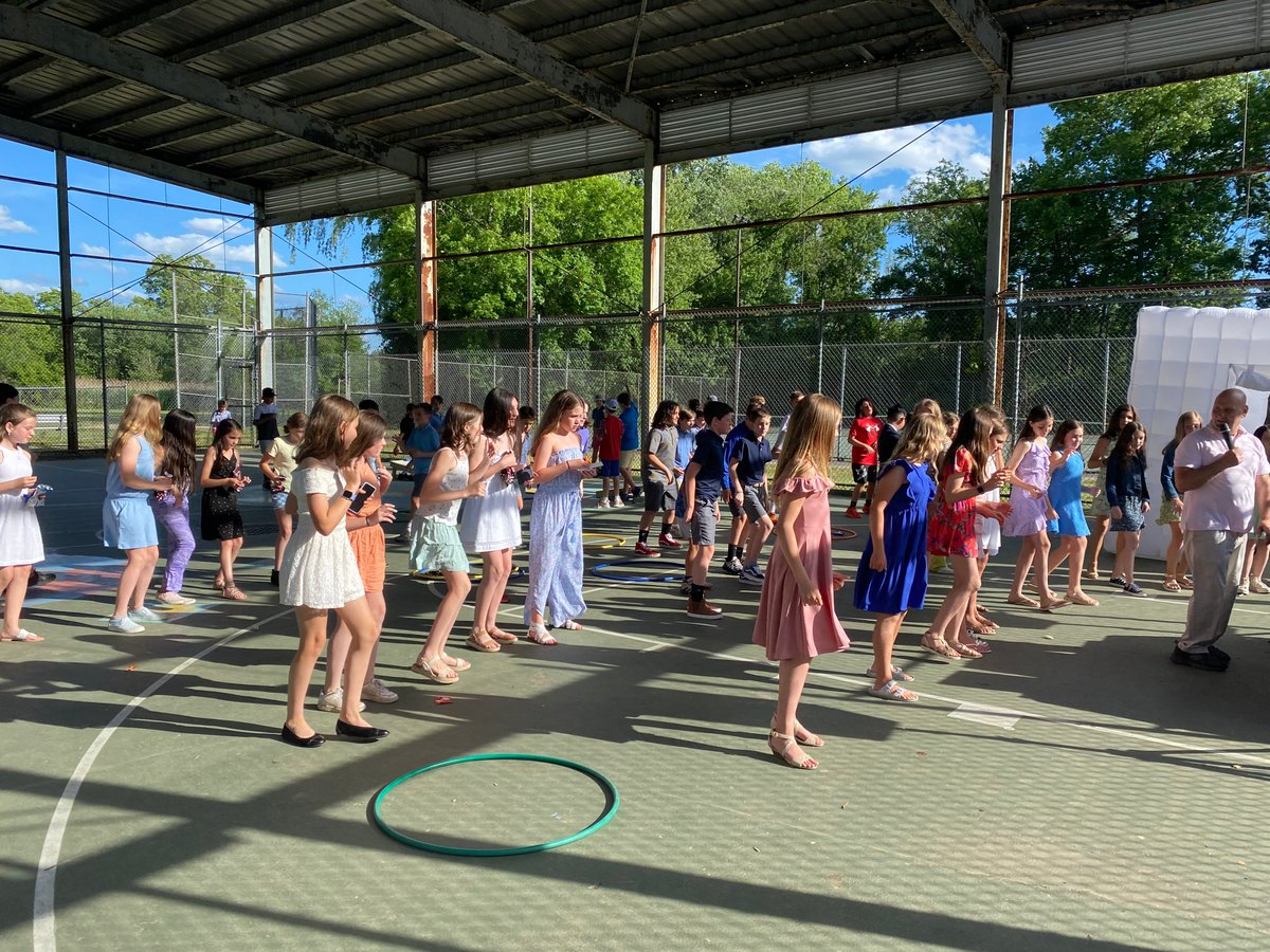feshingham's tweet image. Grade 5 Dance- a wonderful time was had by all! Formal dress optional.