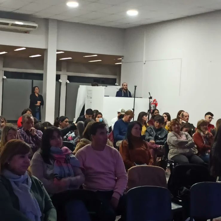 ElEncuentroCC's tweet photo. ¡Mañana nos vemos en Casa!

#ElEncuentro #UnaGranFamilia https://t.co/I7LMAp3jZJ