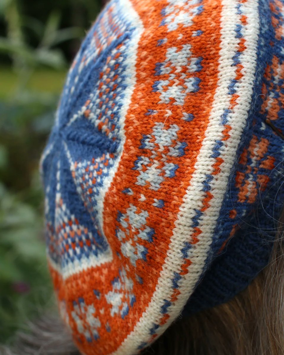 Its here! My beautiful new beret pattern, Ramsay, is now available to purchase from my website and from ravelry. The pattern comes in four sizes and is knitted in five shades of fingering weight yarn and is available from my website or ravelry. susancrawfordvintage.com/products/patte…