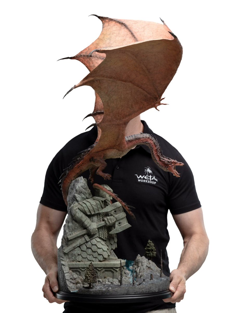 As a living incarnation of dread, magnificent in excess, and gluttonous beyond restraint, Smaug knew no equal in the lands of Dwarves and Men.
This Limited edition, high-quality polystone figure features the mighty Smaug in his full winged glory

#AllianceEntertainment #TheHobbit
