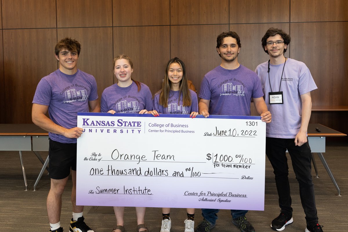 KStateBusiness's tweet photo. Congratulations to our Summer Institute Food Truck Pitch Competition participants! Thank you to @KochIndustries for sponsoring this camp. The first place winners each received $1,000, second received $750, and third received $500 K-State scholarships! https://t.co/abvtRKAyXB