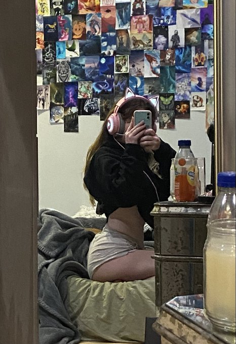 i want a boyfriend to watch anime with? 👾🥵 #anime #nsfwtwt #nsfwtwtﾟ https://t.co/eocHP9tZOL<a href="/tag/anime"class="tags">#anime</a><a href="/tag/nsfwtwt"class="tags"><span>#nsfwtwt</span></a><a href="/tag/nsfwtwt%EF%BE%9F"class="tags"><span>#nsfwtwtﾟ</span></a>