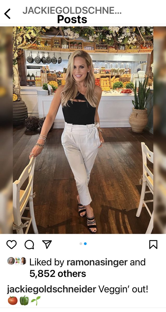 ZingerMario's tweet image. 🥂 to Jackie! It doesn’t matter if you like her or not, she looks the happiest and healthiest that we’ve ever seen her. #RHONJ