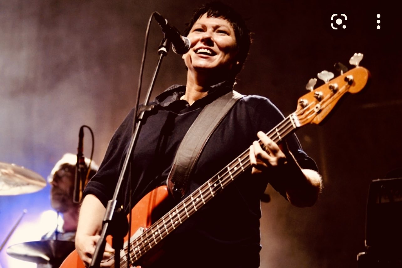 Happy birthday to Kim Deal. 