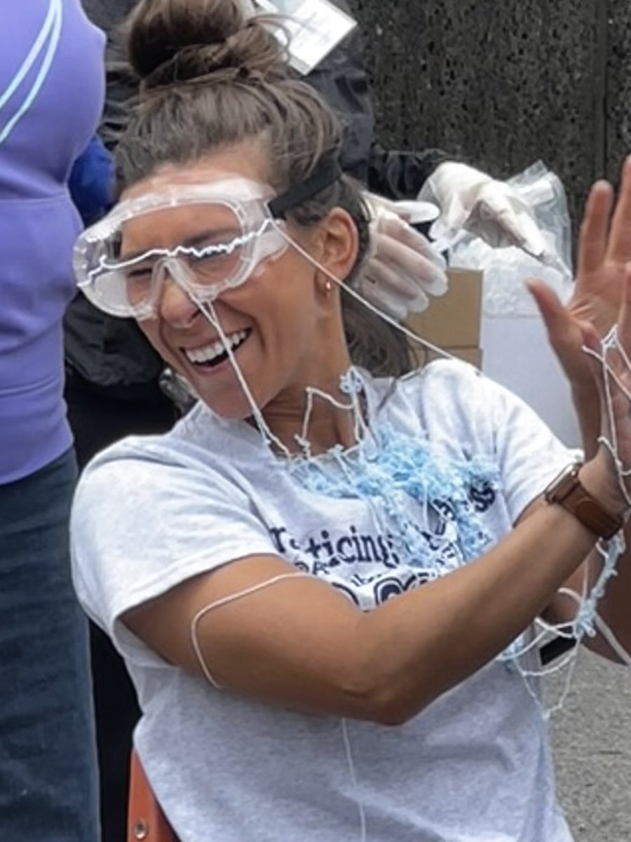 MsAnnaTeaches's tweet photo. Students that participated in our jogathon earned the chance to silly string their teacher 🤪 We surpassed our goal so I made good on the promise #jogathon #audubon https://t.co/wdGbmP1I2I