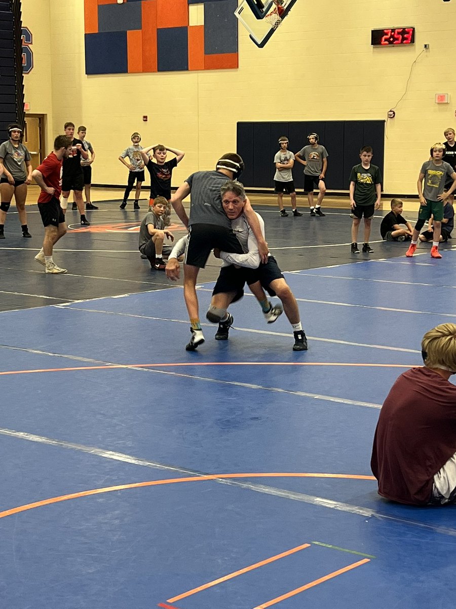 LUND3WC's tweet photo. Day 1 of the Steiner Folkstyle Extreme Camp at Sheyenne High School was a success. Over 60 kids got better today! Great technique and insight from Troy, Terry and Kyle. Back for more tomorrow morning! https://t.co/zO4fpK1Xgh