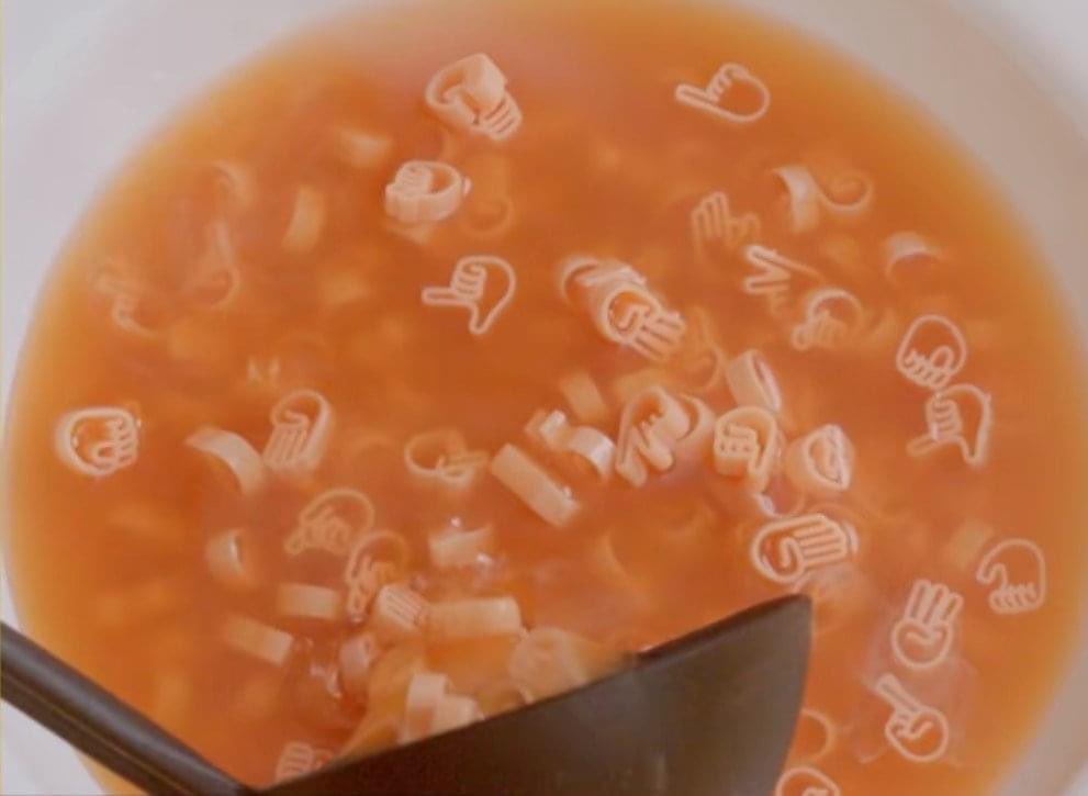 raaulfer's tweet photo. Se rifaron los de @LaModernaMx con su sopita de señas 🥹🫶 en el #DiaNacionalDeLaLenguaDeSenasMexicana 💛🍜 https://t.co/Gutj147weI