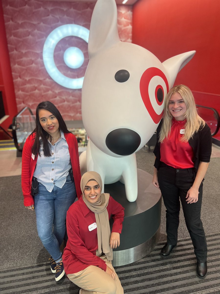 Nina Howland tweet media