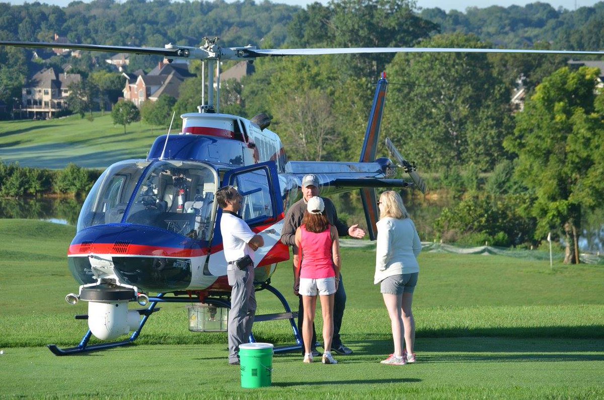 terrymeiners's tweet photo. #WHAS100 🎙️ @WLKYChopperBill is Louisville's #SkyKing 🚁 He flies for @WLKY as Chopper Bill and has flown for @840WHAS for reporters Sleepy Ron Robertson and Mark "Tinkler" Travis.
LISTEN 📲 https://t.co/WJxspvXXzo
#WHAS100years #aviation #airbornebroadcast #trafficreports https://t.co/ByflDLnSrt