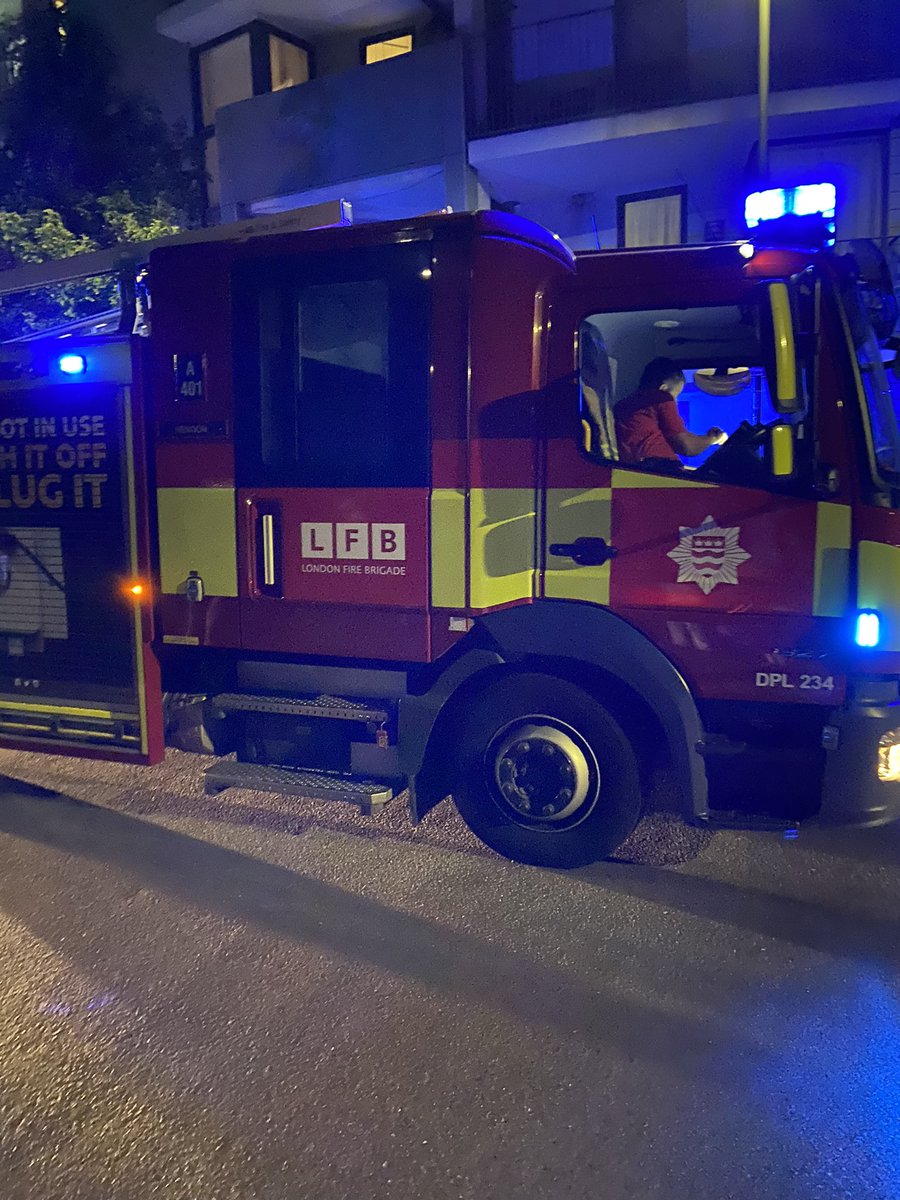Charlotte Daus 🌹 (@charlottedaus) on Twitter photo Well, at least we know the fire alarm works. And just as we’re about to get our EWS1 Form! <a href="/LFBBarnet/">LFB Barnet</a> here in minutes, and were brilliant. False alarm, but rather scary, and brings it all back #EndOurCladdingScandal #BuildingSafetyCrisis <a href="/ActionCladding/">Heybourne Cladding Action Group</a> Well, at least we know the fire alarm works. And just as we’re about to get our EWS1 Form! <a href="/LFBBarnet/">LFB Barnet</a> here in minutes, and were brilliant. False alarm, but rather scary, and brings it all back #EndOurCladdingScandal #BuildingSafetyCrisis <a href="/ActionCladding/">Heybourne Cladding Action Group</a>