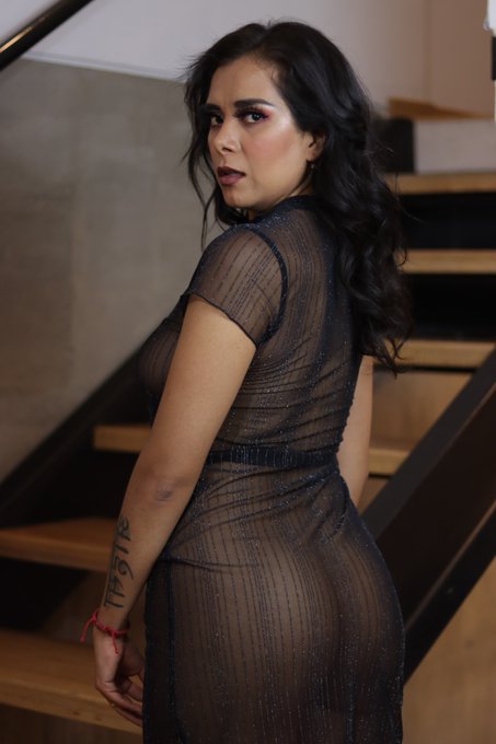 Que rico por fin es viernes. Ahora si a disfrutar como se debe y ti ya estas disfrutando todo mi nuevo<a href="/tag/viernesdeganarseguidores"class="tags"><span>#viernesdeganarseguidores</span></a>