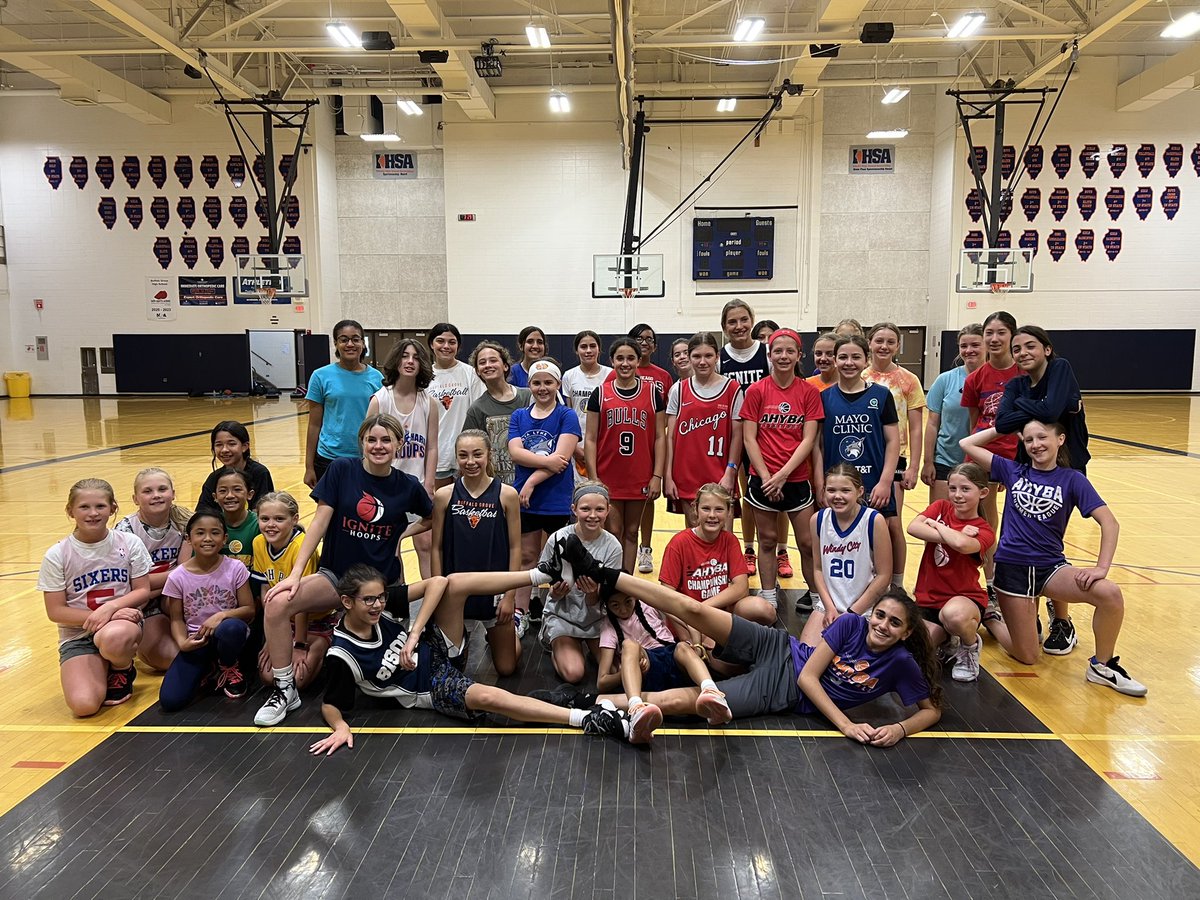 BisonCountry's tweet photo. Jersey Day! Great first week of camp! Love the energy in the gym!  #1BG #KeepImproving https://t.co/F5gaKgThDr