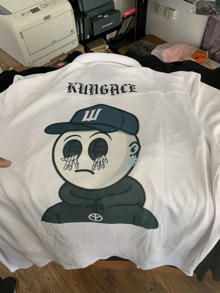 Kungace.eth (@offnicklick) on Twitter photo My Custom darts t shirt arrived just before the international Romanian darts open!! I’ll be representing Cyprus there and flexing my @WeatheReportNFT 🫡
<a href="/tobylasso/">Toby Lasso 🕊️</a> <a href="/nevermindwill/">Will</a> <a href="/zachgoeshard/">ZachGoesHard</a> My Custom darts t shirt arrived just before the international Romanian darts open!! I’ll be representing Cyprus there and flexing my @WeatheReportNFT 🫡
<a href="/tobylasso/">Toby Lasso 🕊️</a> <a href="/nevermindwill/">Will</a> <a href="/zachgoeshard/">ZachGoesHard</a>