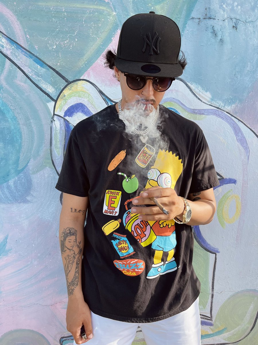 melodyboxstudio's tweet photo. PIKEEE🌶🔥 
“Agua y Vino”📀💧🩸🎶
Este próximo 1 de julio en tu plataforma favorita📲🔜

📸 @janc.matos

#elmooddesiempre #pikegang #pike #younggang #gottrip⁉️ #melodyboxstudio #trap #trapmusic #traplatino #aventureandopr #puertorico #isladelencanto https://t.co/FQmPF0iX0I