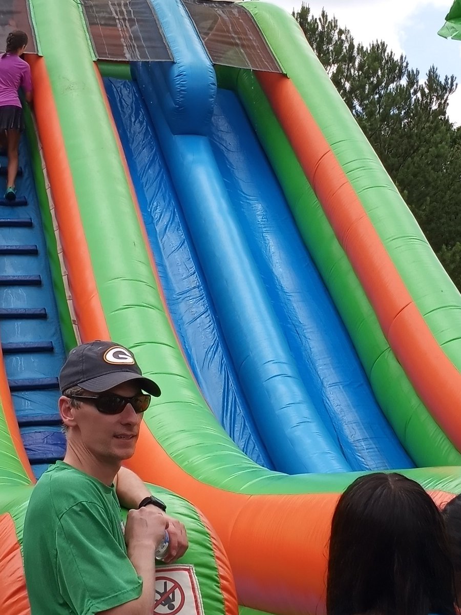 TheKGallagher's tweet photo. Love you, Field Day!
Thanks so much, parents and Coach Demore! https://t.co/yNvefMFd5X