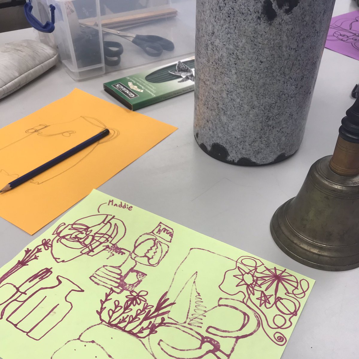 Acknowledging and letting go of perfectionism is how artists have fun! @queenseduc’s art class with Leaf Kretz rocks. Excited to use my learning about teaching art through critical multiculturalism and environmental justice in my next classroom