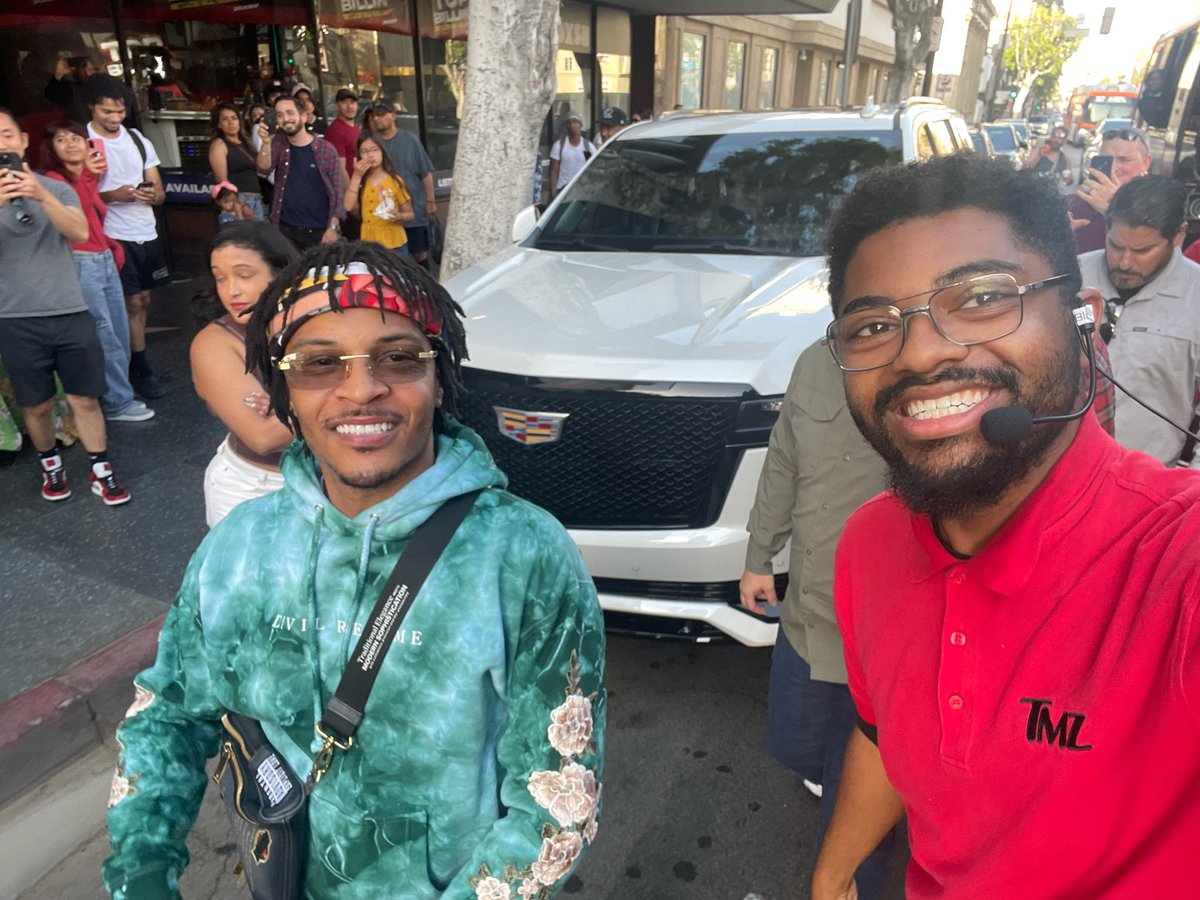 TMZ Tour tweet media