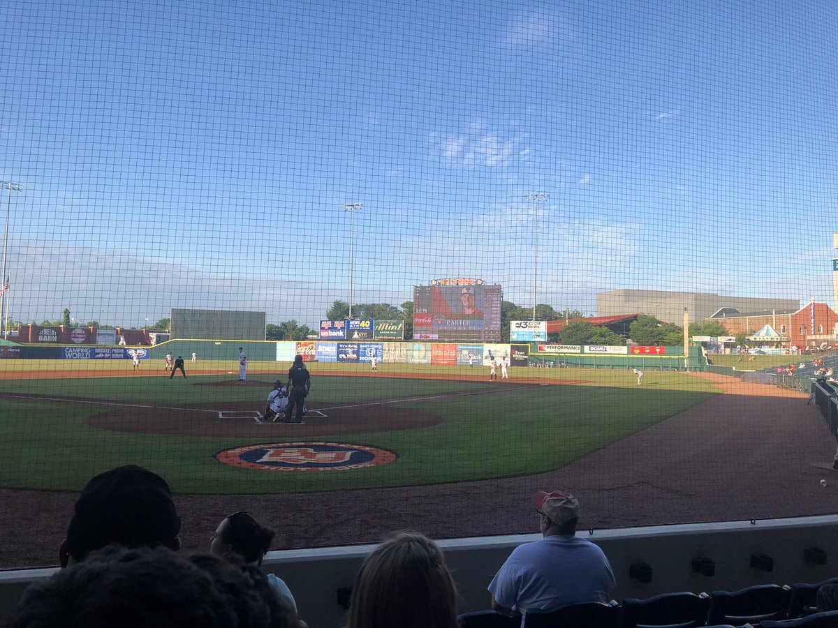 DebiHighland's tweet photo. Great job @Main_Event_Wx singing the National Anthem @BGHotRods tonight. It’s a great night for baseball. https://t.co/0UwRVSmAeI