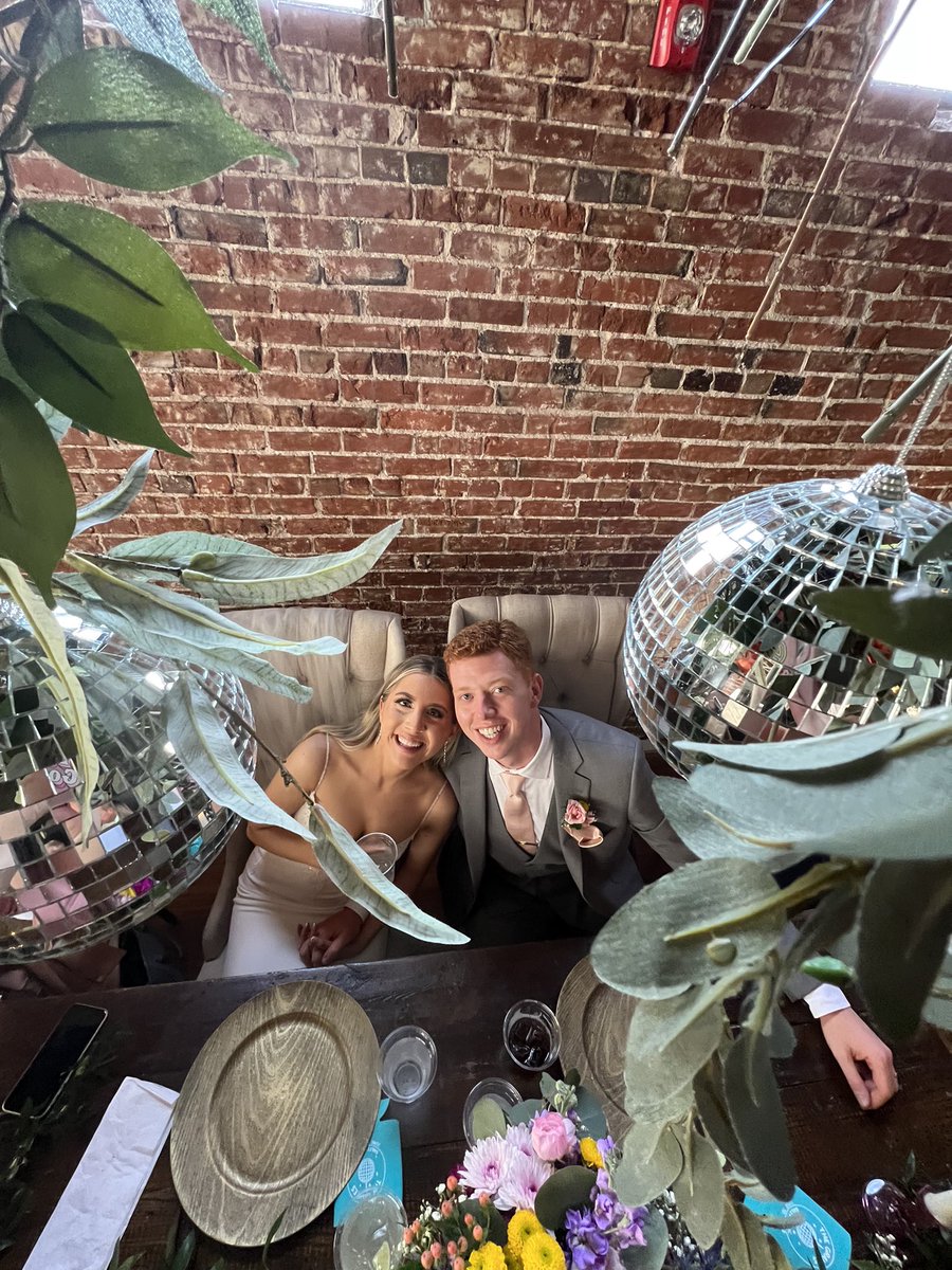 EricGravesKMBC's tweet photo. Married! https://t.co/QW8ElLWlVX