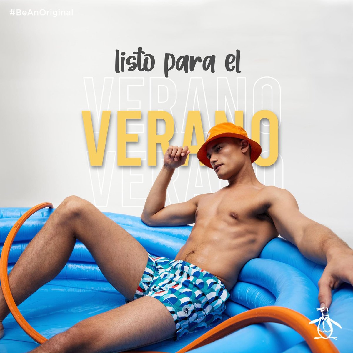 PenguinMexico's tweet photo. Prepárate para lucir original en la mejor temporada del año.
🐧 Compra aquí: https://t.co/017hP8bZsr
#BeAnOriginal https://t.co/32krIApYOu