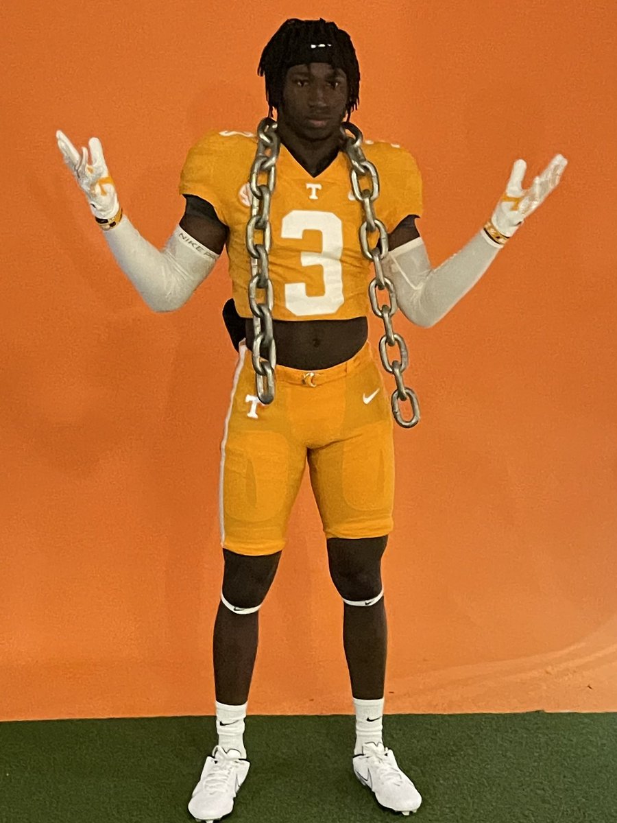 I had great day while on my unofficial visit @ The University Of Tennessee. The environment &amp; energy around <a href="/Vol_Football/">Tennessee Football</a> is Incredible.Thanks to <a href="/coachjoshheupel/">Josh Heupel</a> @CoachEkelerUT  <a href="/CoachBJMary/">CoachBJ</a> &amp; <a href="/ChadCreamer21/">Chad Creamer</a> for the hospitality.#GoVols   <a href="/CoachGGrady/">Garrett Grady</a> <a href="/BWickPiratesDC/">Thomas Tedder</a>
